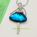 Colgante bailarina / Color azul / 68mm x 35mm / (Incluye picado y cadena)
